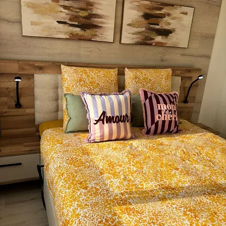 Luxury Stay, Proche Gare & Sanctuaire, Climatisation Apartament