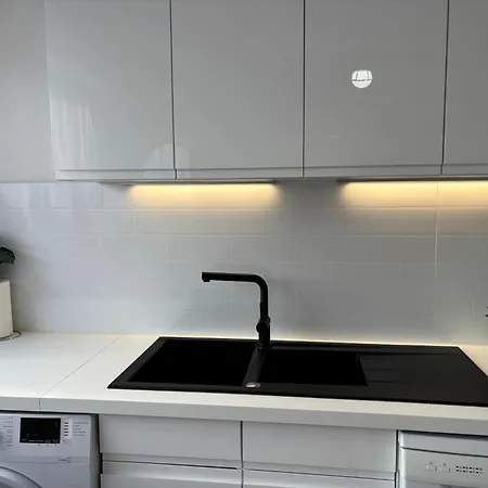 Apartament Luxury Stay, Proche Gare & Sanctuaire, Climatisation