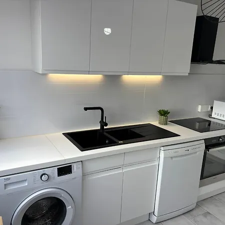 Luxury Stay, Proche Gare & Sanctuaire, Climatisation Apartament Lourdes