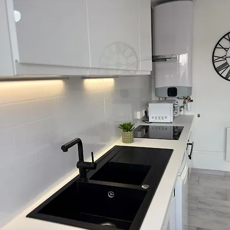 Luxury Stay, Proche Gare & Sanctuaire, Climatisation Apartament *