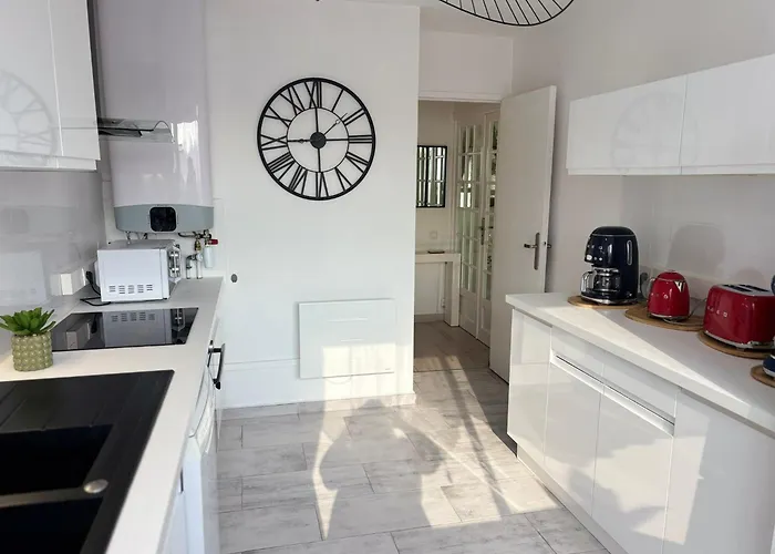 Luxury Stay, Proche Gare&sanctuaire, Climatisation Appartement Lourdes