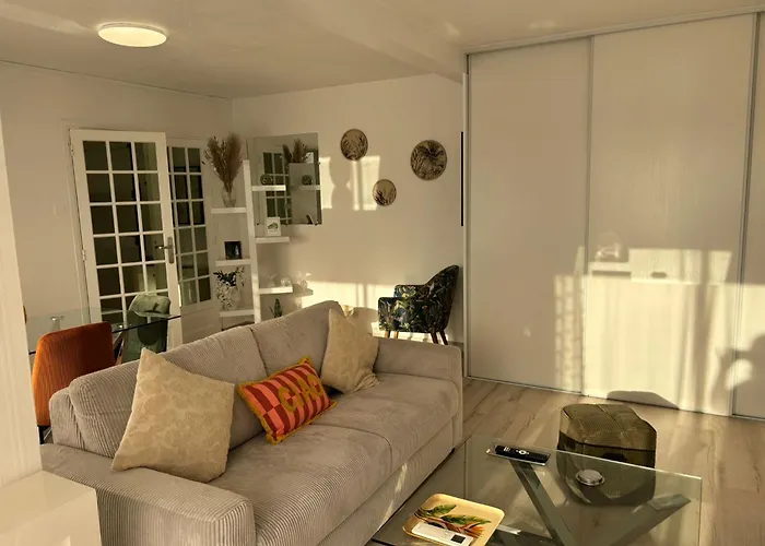 Luxury Stay, Proche Gare & Sanctuaire, Climatisation Appartement Lourdes