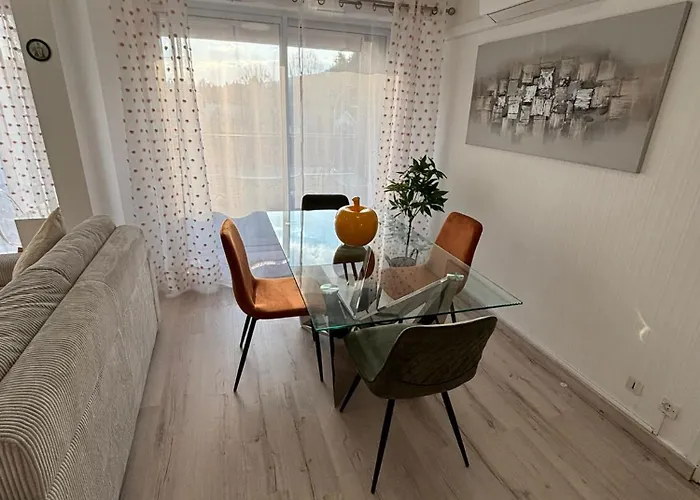 Appartement Luxury Stay, Proche Gare & Sanctuaire, Climatisation