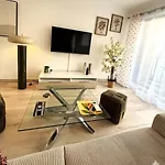 Luxury Stay, Proche Gare & Sanctuaire, Climatisation Apartmán