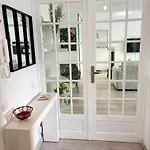 Luxury Stay, Proche Gare & Sanctuaire, Climatisation Lurdy