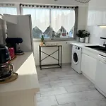 Luxury Stay, Proche Gare & Sanctuaire, Climatisation Lurdy