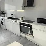 Luxury Stay, Proche Gare & Sanctuaire, Climatisation Apartmán *